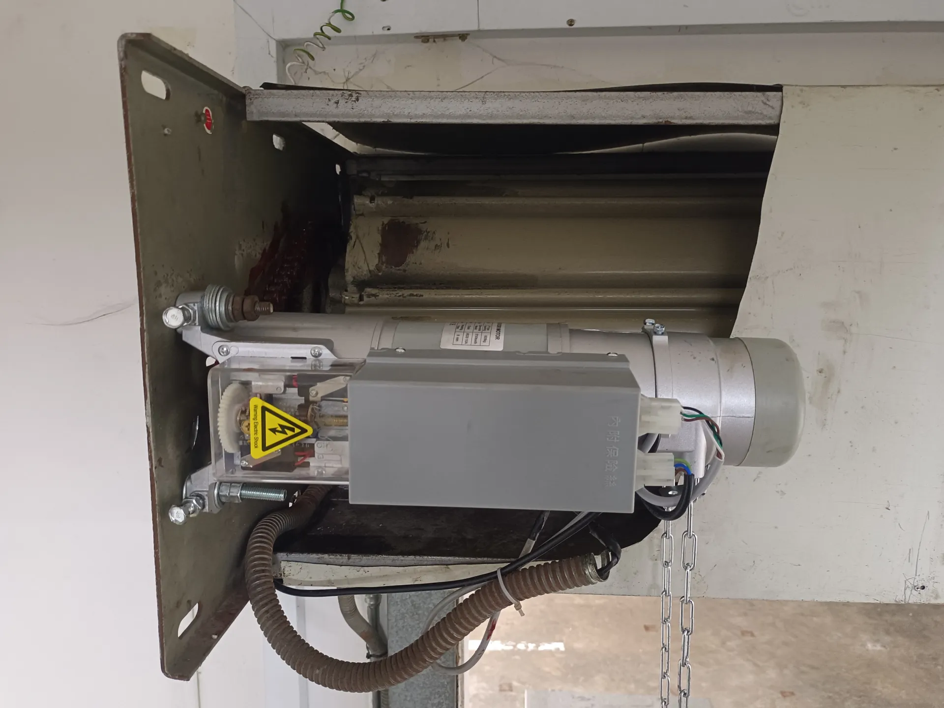 Fast & Reliable Roller Shutter Motor Replacement in Singapore