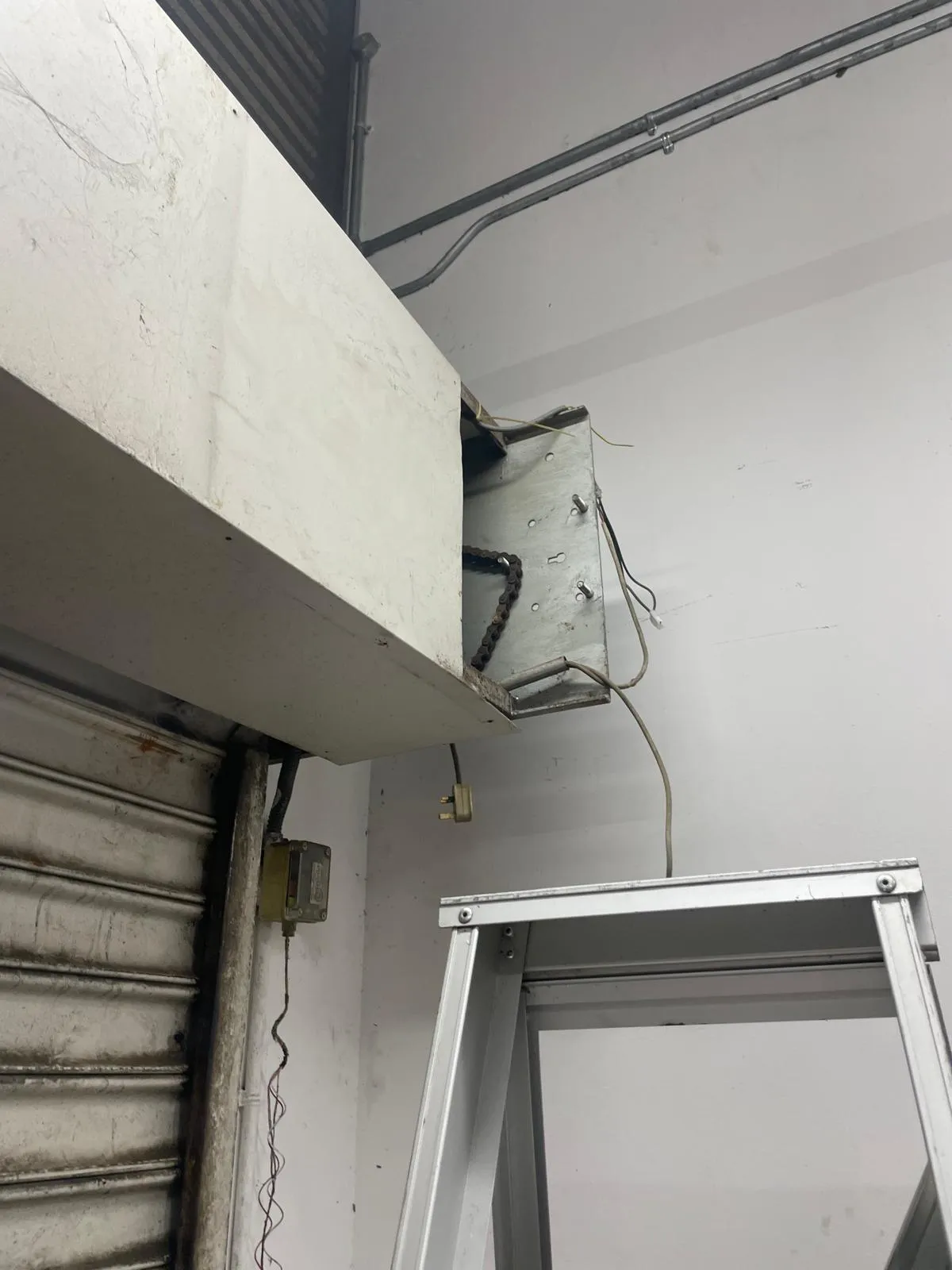 600kg Roller Shutter Motor & Push-Button Control Station Replacement in Singapore