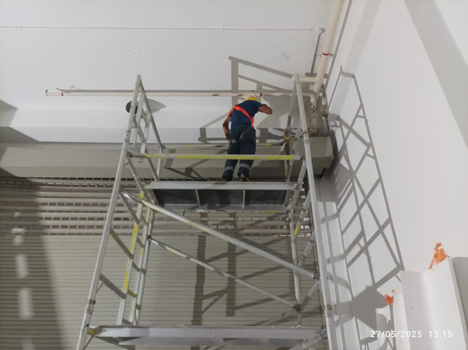 24/7 Emergency Roller Shutter Repair Service in Singapore Service in Singapore - Professional Installation & Repair